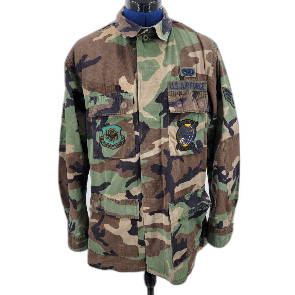 USAF Military Issue Mens  Woodland Camo Utility Coat with AMC Badges Medium